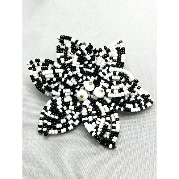 Vintage Jewelry Vintage Japan Beaded Black And White Flower Brooch